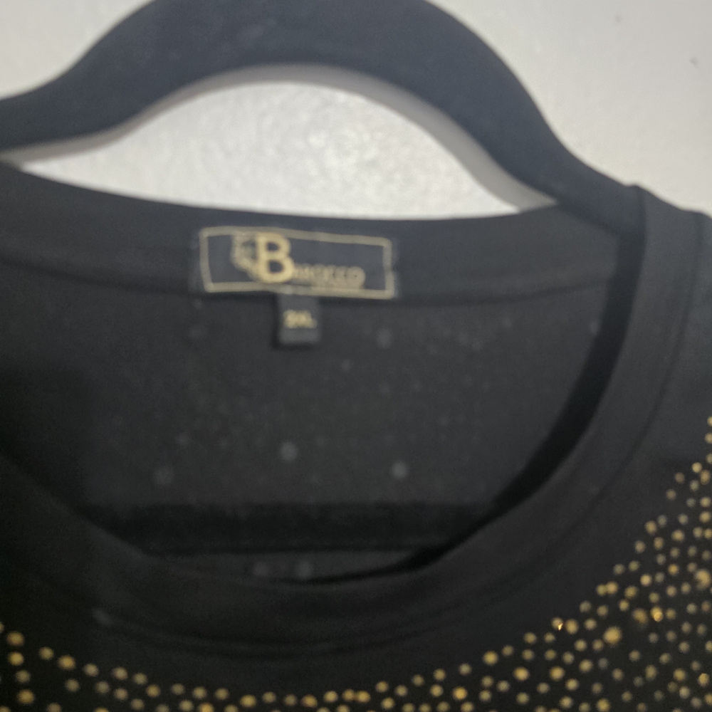 Black and Gold Men's Casual Button Down Shirt - Picture 2 of 3